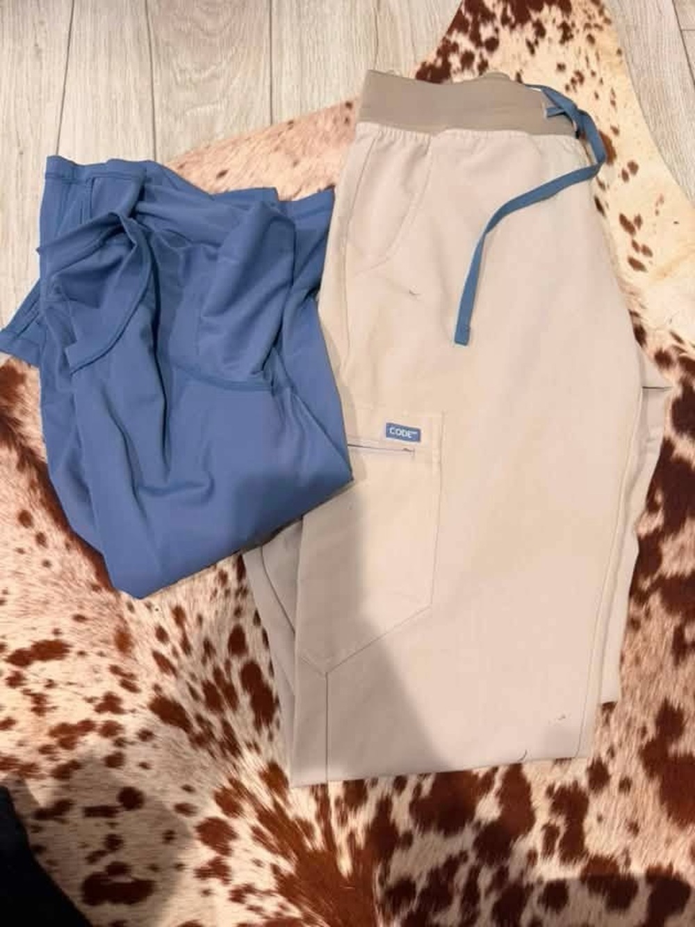 CODENXT Beige/grat Cargo Scrub Pants with Blue Tie & Blue Scrub Top